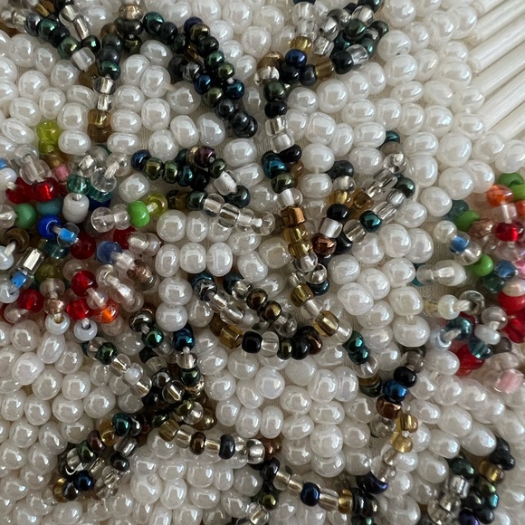 Beautiful Japanese Beaded Clutch - Picture 6 of 9